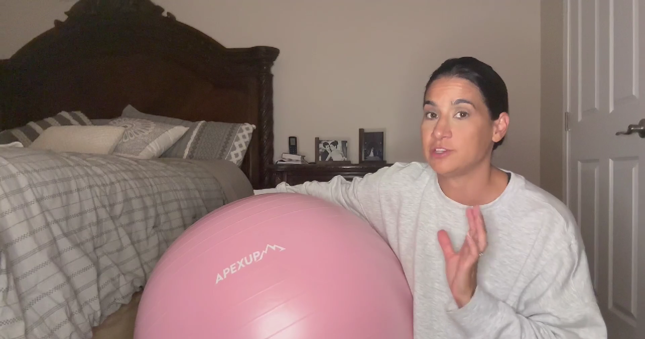 Load video: See how our customers choose the right size of APEXUP exercise yoga ball